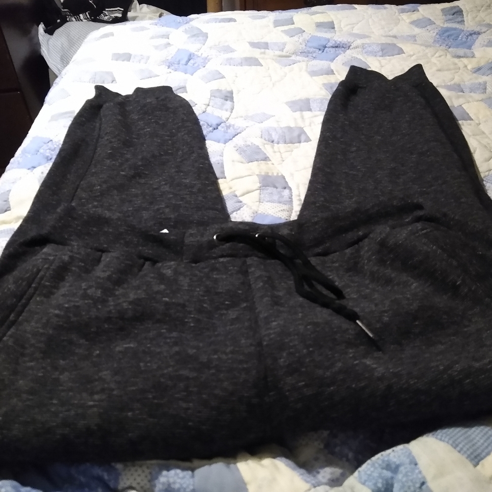 Nwot men's sweat pants size 36-38